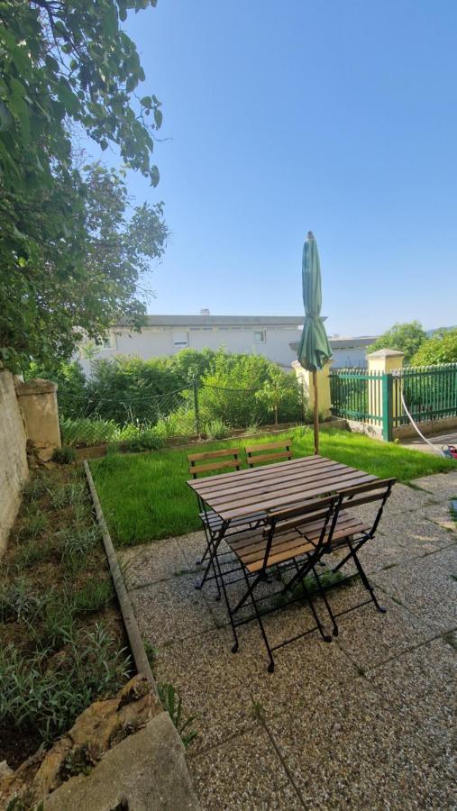 Beethoven29 / Studio Mit Garten Direkt In Krems Esterno foto
